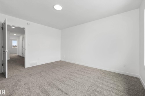 620 176 Avenue, Edmonton, AB - Indoor Photo Showing Other Room