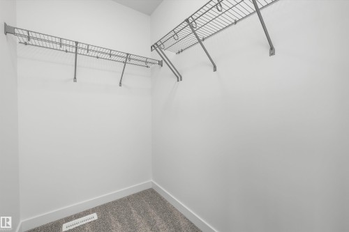 620 176 Avenue, Edmonton, AB - Indoor With Storage