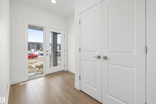 620 176 Avenue, Edmonton, AB - Indoor Photo Showing Other Room