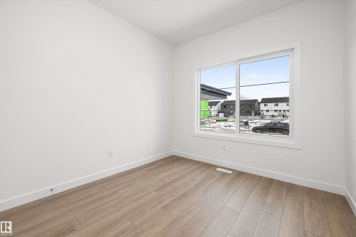 620 176 Avenue, Edmonton, AB - Indoor Photo Showing Other Room