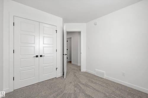622 176 Avenue, Edmonton, AB - Indoor Photo Showing Other Room