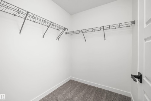 622 176 Avenue, Edmonton, AB - Indoor With Storage