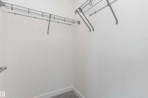 1048 14 Avenue, Edmonton, AB - Indoor With Storage
