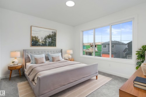 1048 14 Avenue, Edmonton, AB - Indoor Photo Showing Bedroom