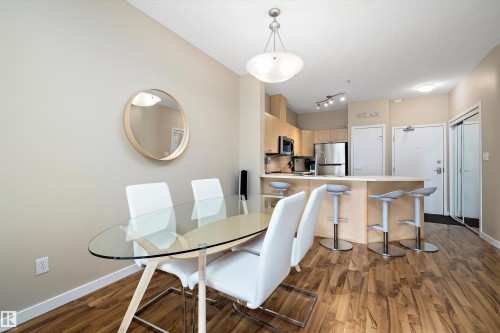 126 4312 139 Avenue, Edmonton, AB - Indoor Photo Showing Dining Room