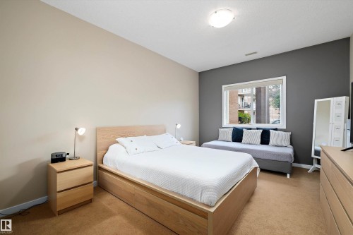 126 4312 139 Avenue, Edmonton, AB - Indoor Photo Showing Bedroom
