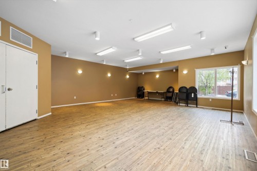 126 4312 139 Avenue, Edmonton, AB - Indoor