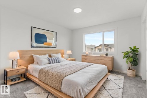 928 18 Avenue, Edmonton, AB - Indoor Photo Showing Bedroom