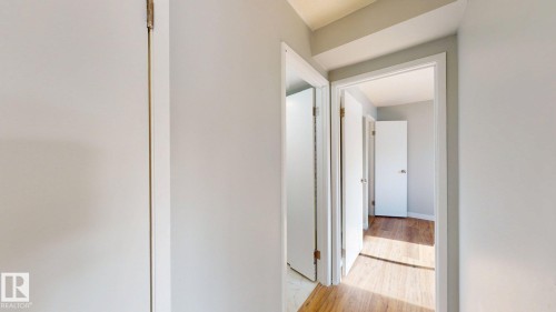 Hall with light wood-type flooring - 611 2908 116A Avenue, Edmonton, AB - Indoor