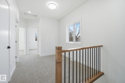 7953 79 Avenue, Edmonton, AB - Indoor Photo Showing Other Room