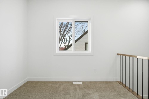 7953 79 Avenue, Edmonton, AB - Indoor Photo Showing Other Room