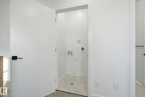 7953 79 Avenue, Edmonton, AB - Indoor Photo Showing Other Room