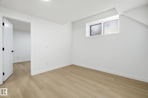 7953 79 Avenue, Edmonton, AB - Indoor Photo Showing Other Room