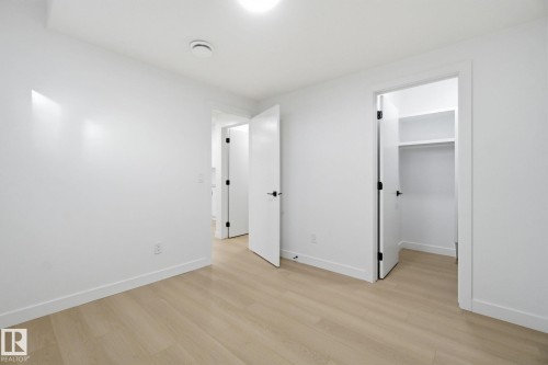 7953 79 Avenue, Edmonton, AB - Indoor Photo Showing Other Room