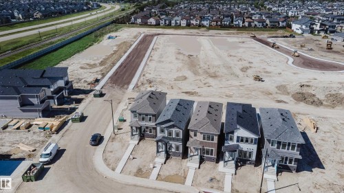 263 Munn Way, Leduc, AB - Outdoor