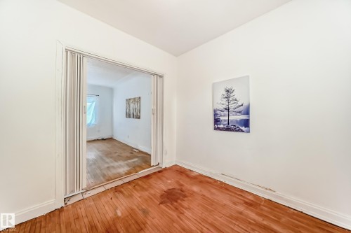 10564 92 Street, Edmonton, AB - Indoor Photo Showing Other Room