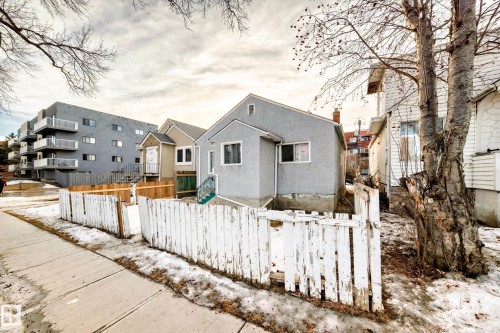 10564 92 Street, Edmonton, AB - Outdoor