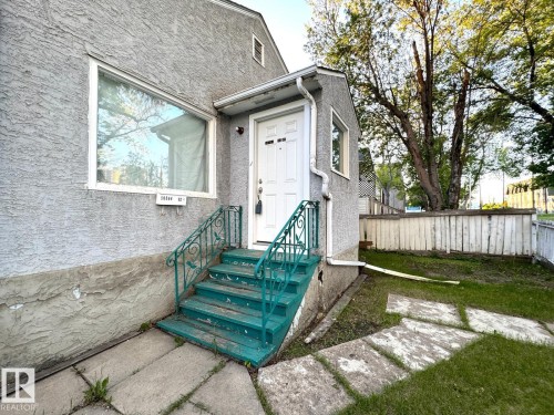 10564 92 Street, Edmonton, AB - Outdoor