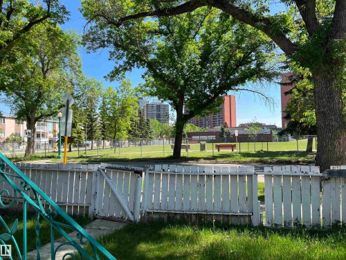 10564 92 Street, Edmonton, AB - Outdoor