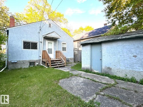 10564 92 Street, Edmonton, AB - Outdoor