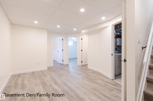 10139 80 Street, Edmonton, AB - Indoor