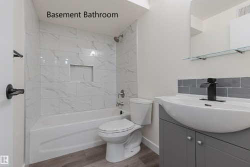 10139 80 Street, Edmonton, AB - Indoor Photo Showing Bathroom