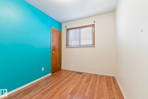 12023 137 Avenue, Edmonton, AB - Indoor Photo Showing Other Room