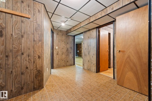 12023 137 Avenue, Edmonton, AB - Indoor Photo Showing Other Room