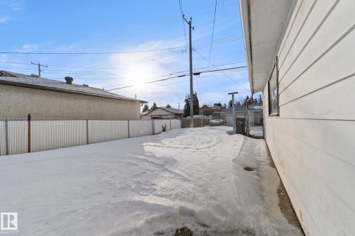 12023 137 Avenue, Edmonton, AB - Outdoor