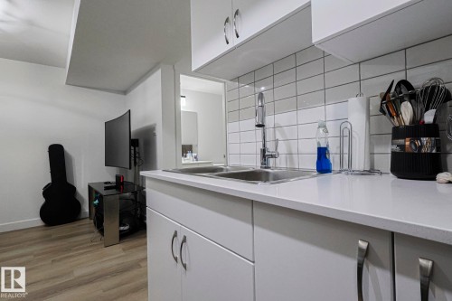 6343 King Wynd, Edmonton, AB - Indoor Photo Showing Kitchen With Double Sink