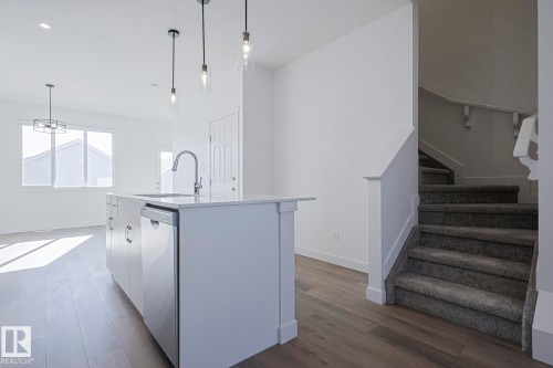 6343 King Wynd, Edmonton, AB - Indoor