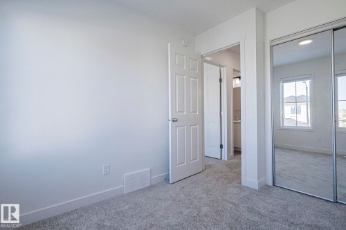 6343 King Wynd, Edmonton, AB - Indoor Photo Showing Other Room