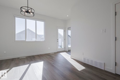 6343 King Wynd, Edmonton, AB - Indoor Photo Showing Other Room