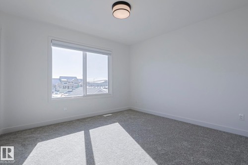 6343 King Wynd, Edmonton, AB - Indoor Photo Showing Other Room