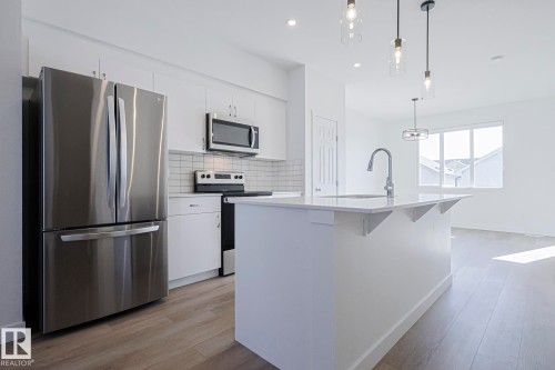 6343 King Wynd, Edmonton, AB - Indoor Photo Showing Kitchen With Stainless Steel Kitchen With Upgraded Kitchen