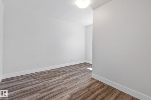 11420 112 Avenue, Edmonton, AB - Indoor Photo Showing Other Room