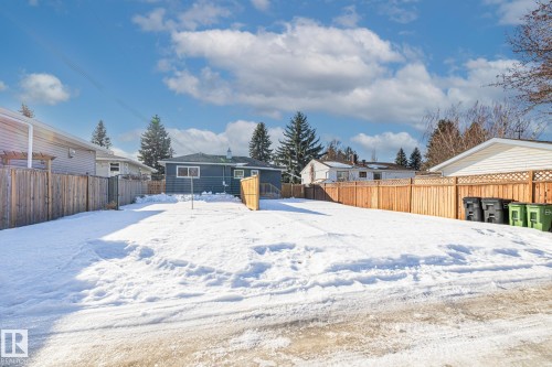 11420 112 Avenue, Edmonton, AB - Outdoor