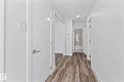 11420 112 Avenue, Edmonton, AB - Indoor Photo Showing Other Room