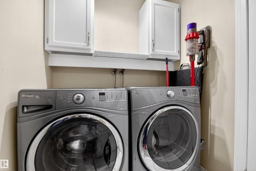 3907 44 Avenue, Stony Plain, AB - Indoor Photo Showing Laundry Room