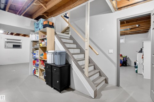 3907 44 Avenue, Stony Plain, AB - Indoor Photo Showing Other Room