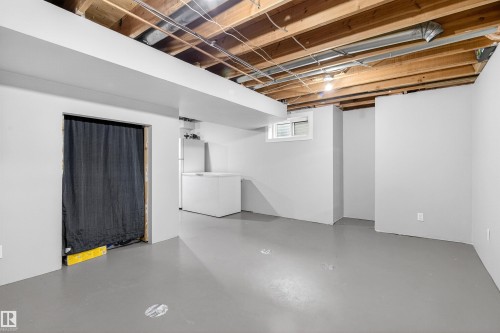3907 44 Avenue, Stony Plain, AB - Indoor Photo Showing Basement