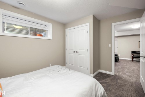 19 Gilmore Way, Spruce Grove, AB - Indoor Photo Showing Bedroom