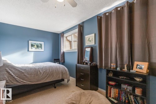 1257 Hooke Road, Edmonton, AB - Indoor Photo Showing Bedroom