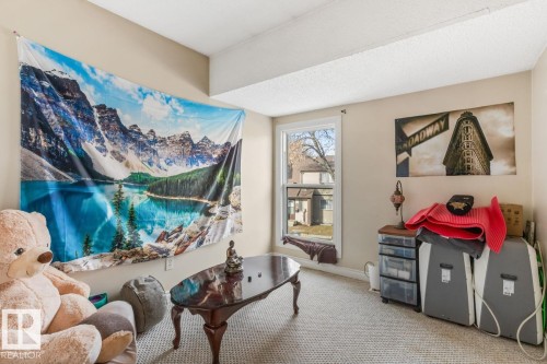 1257 Hooke Road, Edmonton, AB - Indoor