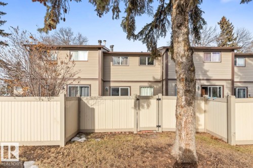 1257 Hooke Road, Edmonton, AB - Outdoor