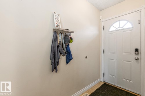 1257 Hooke Road, Edmonton, AB - Indoor Photo Showing Other Room