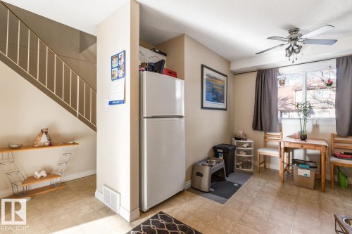 1257 Hooke Road, Edmonton, AB - Indoor