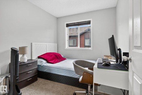 80 3305 Orchards Link Link, Edmonton, AB - Indoor Photo Showing Bedroom