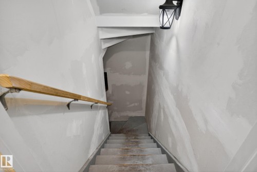 80 3305 Orchards Link Link, Edmonton, AB - Indoor