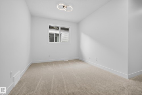 11611 79, Edmonton, AB - Indoor Photo Showing Other Room